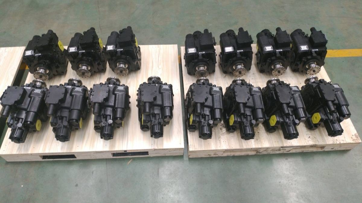 High pressure plunger pump