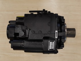 harvester hydraulic pump