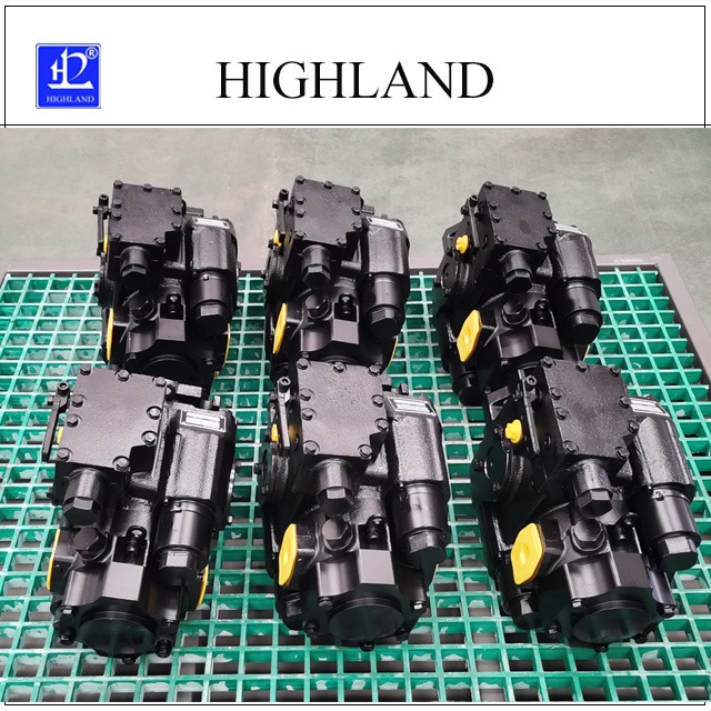 Harvester plunger pumps