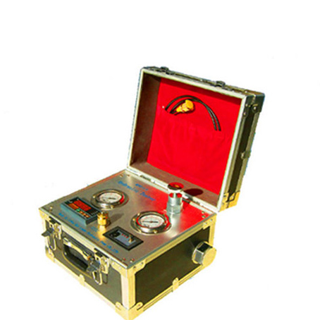Portable hydraulic tester