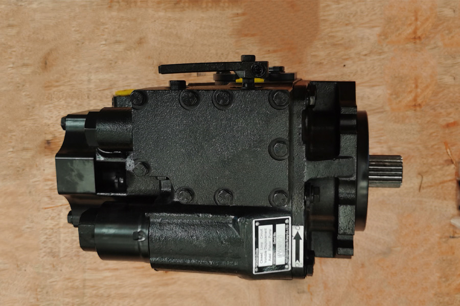 Two-point electronically controlled hydraulic piston pump customization