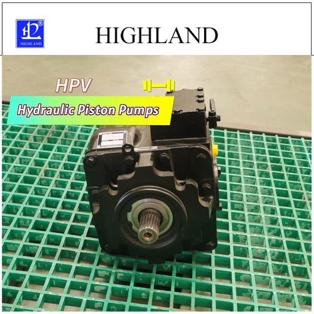 Wheat harvester piston pump